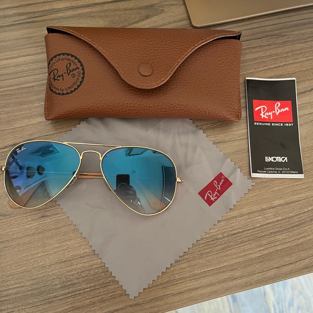 Rayban Aviator sunglasses